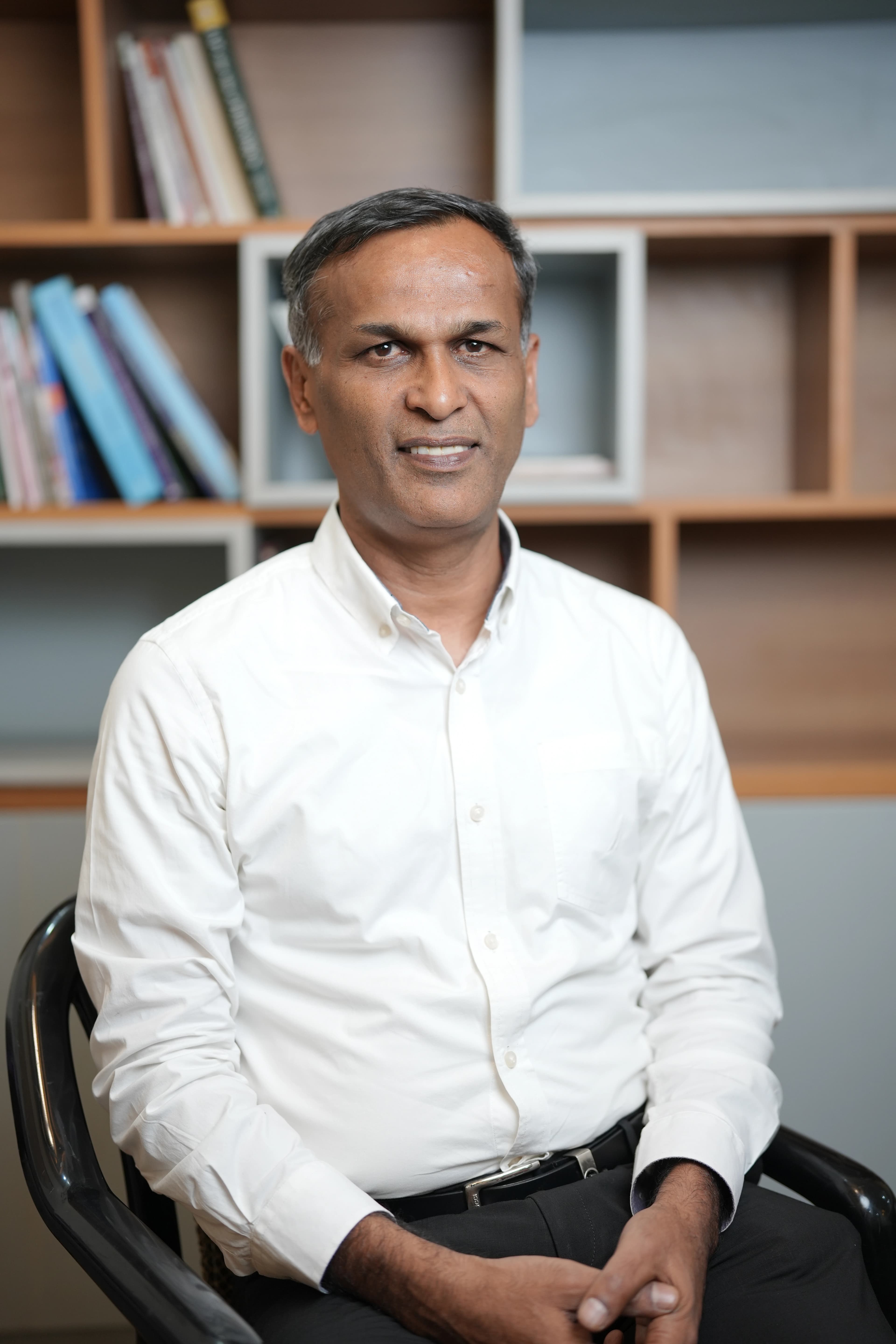 Mr. Lakshman T L